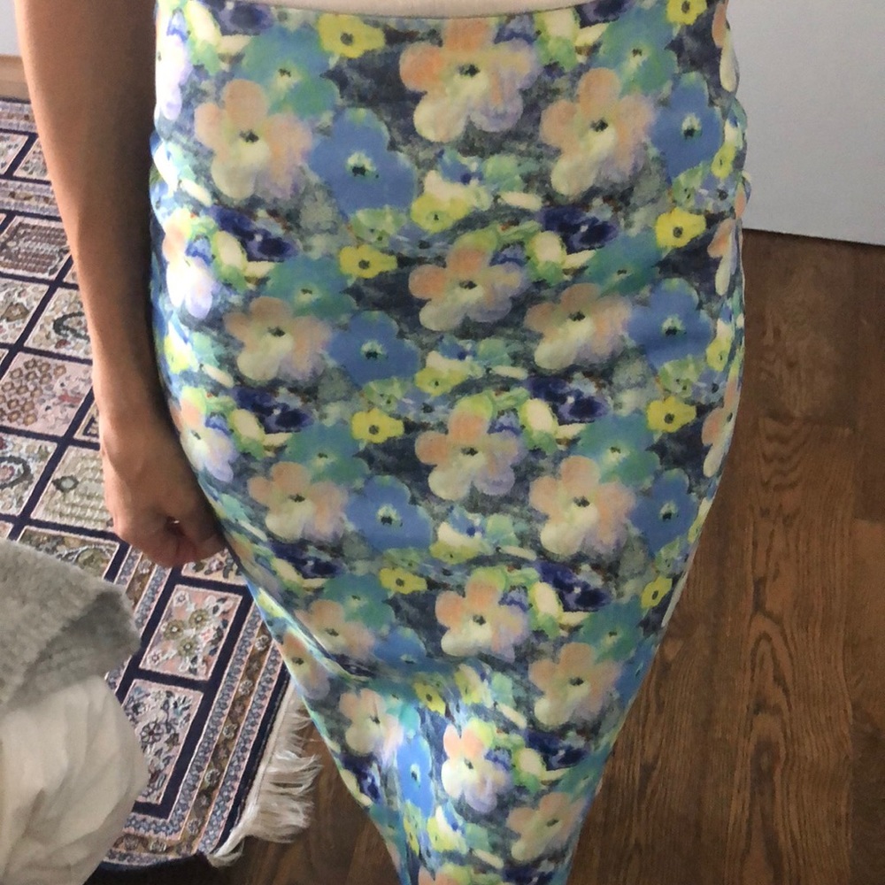 High waisted floral skirt